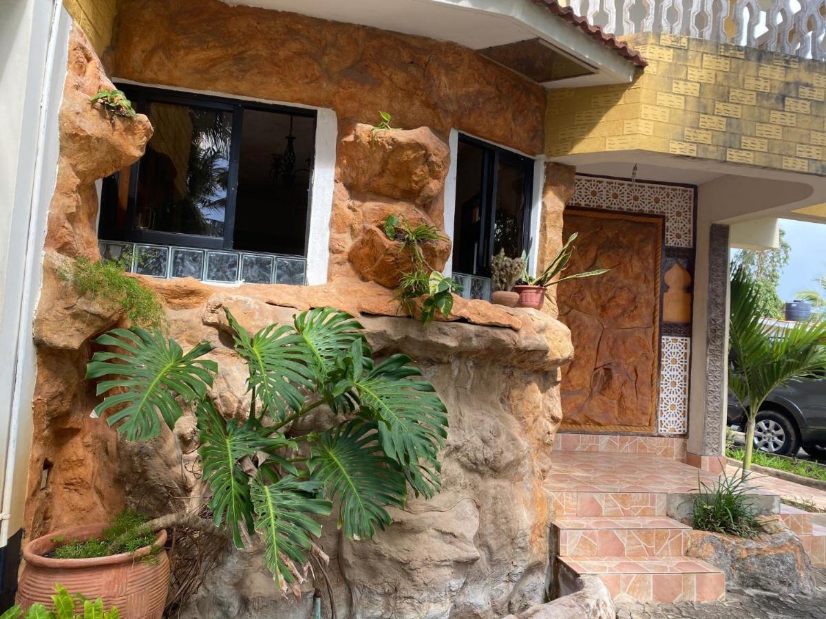 Mei Place Apartments Mombasa Bagian luar foto