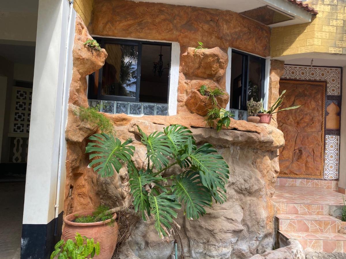 Mei Place Apartments Mombasa Bagian luar foto