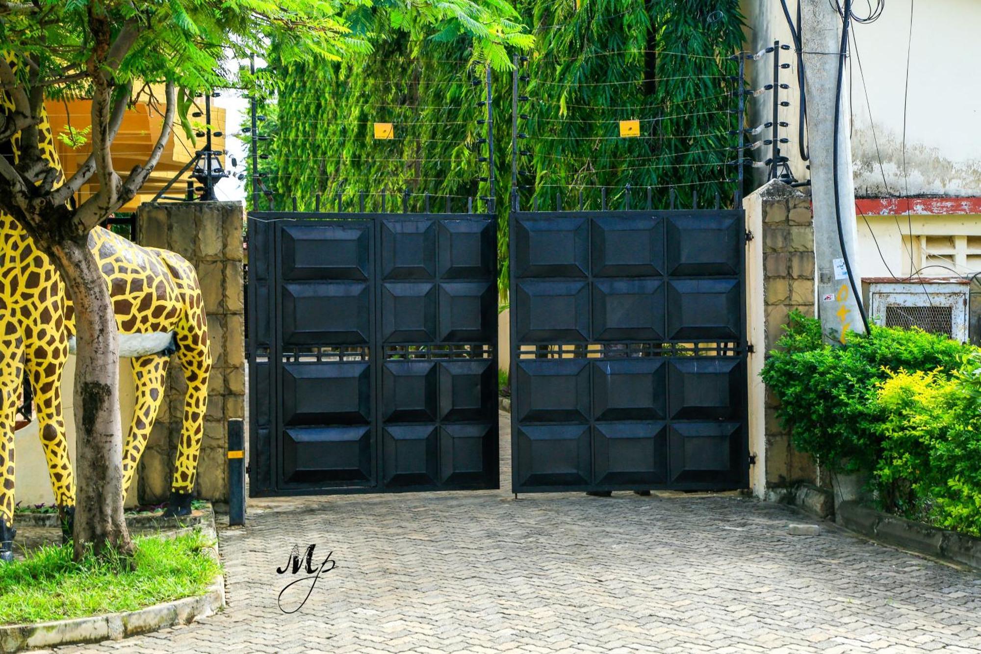 Mei Place Apartments Mombasa Bagian luar foto