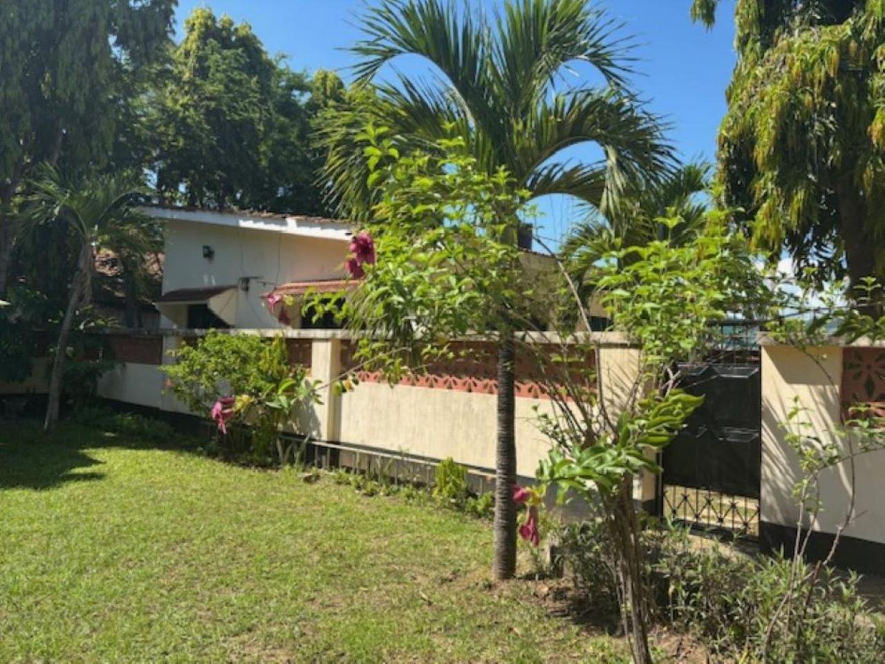 Mei Place Apartments Mombasa Bagian luar foto